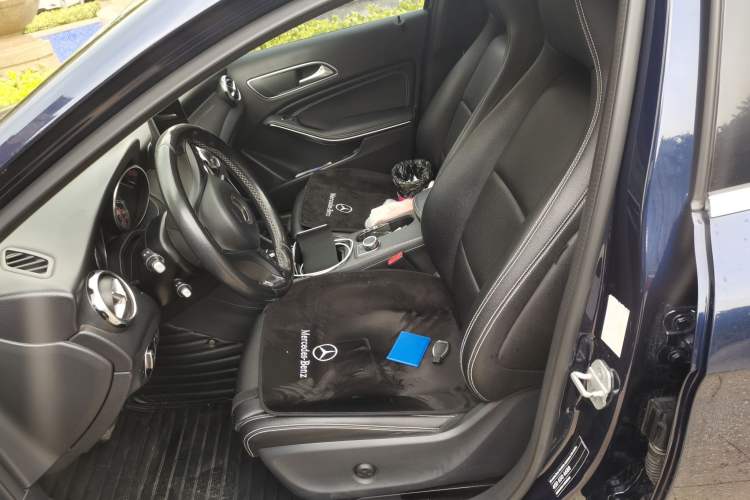 Used Mercedes-Benz GLA 2018 GLA 200 Sport Edition Left Front Seat