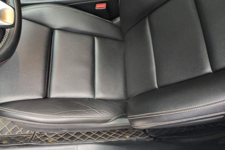 Used Mercedes-Benz GLA 2018 GLA 200 Sport Edition Left Front Seat