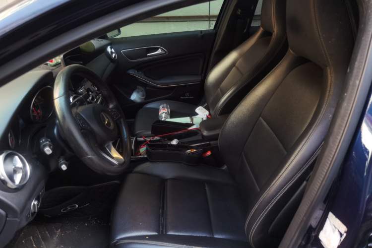 Used Mercedes-Benz GLA 2018 GLA 200 Sport Edition Left Front Seat