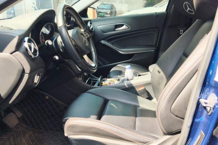 Used Mercedes-Benz GLA 2018 GLA 200 Sport Edition Left Front Seat