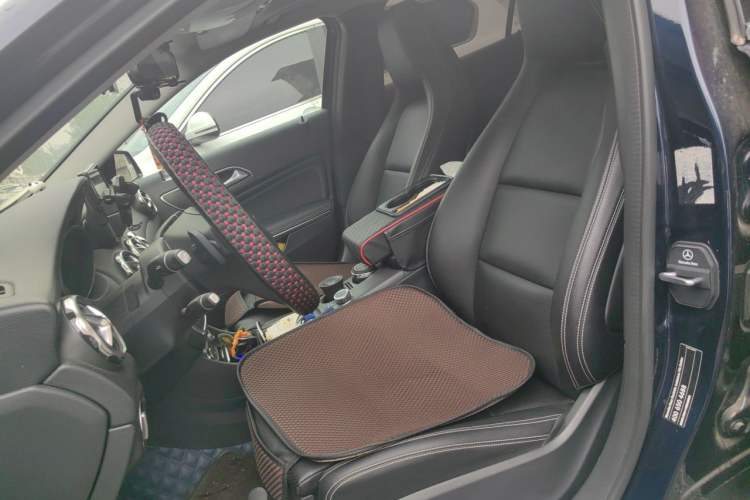 Used Mercedes-Benz GLA 2018 GLA 200 Sport Edition Left Front Seat