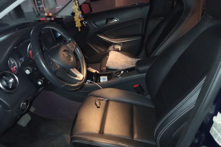 Used Mercedes-Benz GLA 2018 GLA 200 Sport Edition Left Front Seat