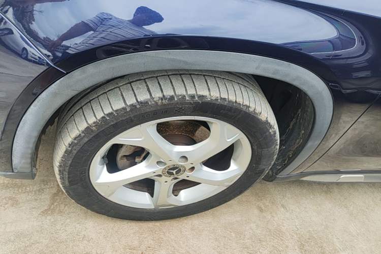 Used Mercedes-Benz GLA 2018 GLA 200 Sport Edition Left Front Wheel Hub