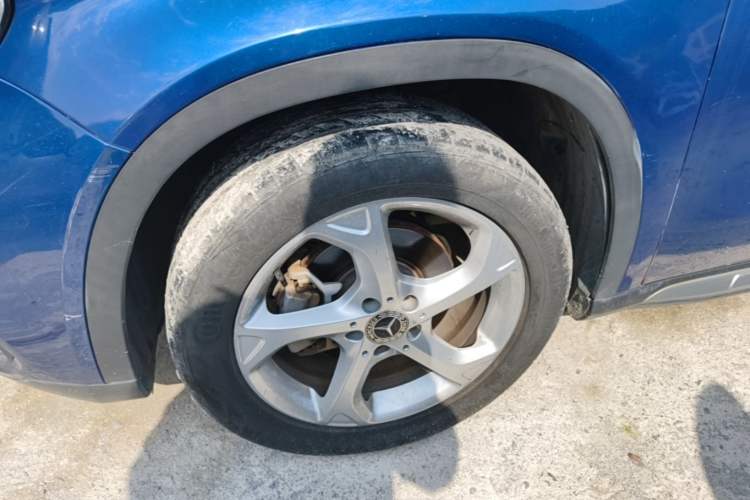 Used Mercedes-Benz GLA 2018 GLA 200 Sport Edition Left Front Wheel Hub