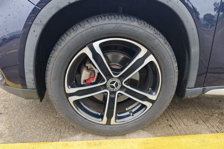 Used Mercedes-Benz GLA 2018 GLA 200 Fashion Model Left Front Wheel Hub