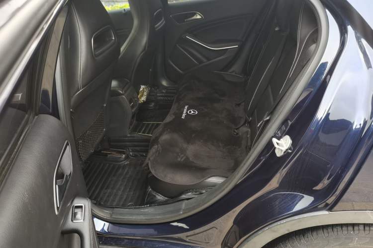 Used Mercedes-Benz GLA 2018 GLA 200 Sport Edition Left Rear Seat