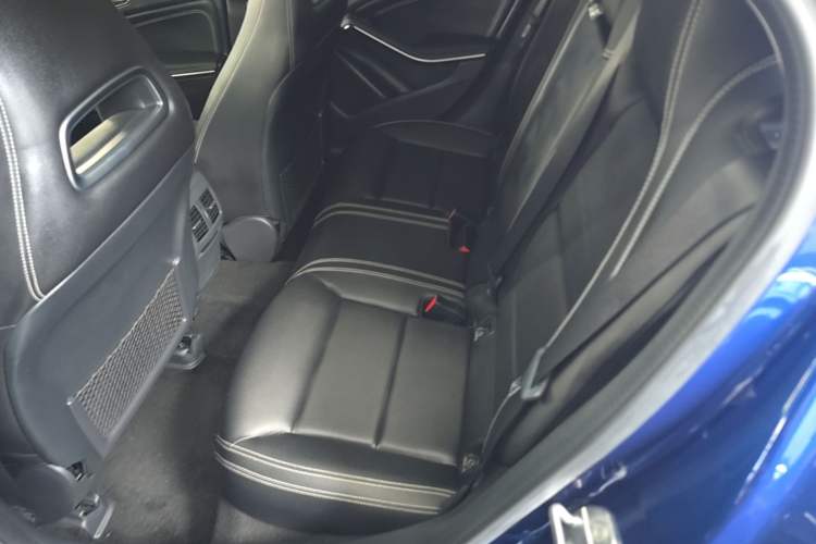 Used Mercedes-Benz GLA 2018 GLA 200 Sport Edition Left Rear Seat