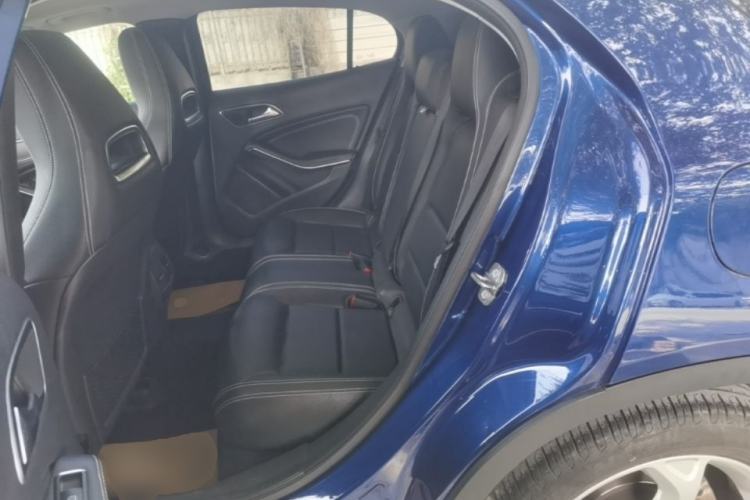 Used Mercedes-Benz GLA 2018 GLA 200 Sport Edition Left Rear Seat