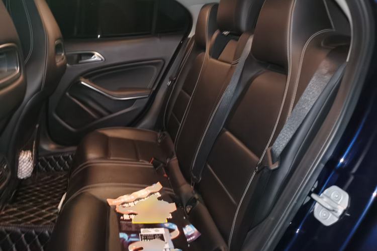 Used Mercedes-Benz GLA 2018 GLA 200 Sport Edition Left Rear Seat