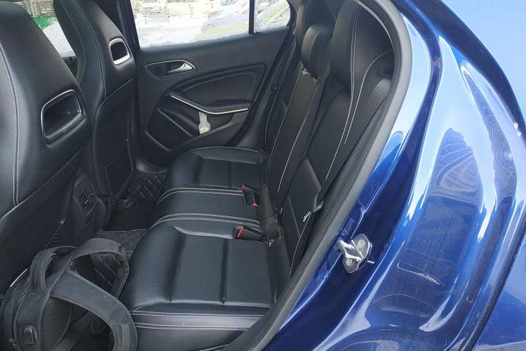 Used Mercedes-Benz GLA 2018 GLA 220 4MATIC Sport Edition Left Rear Seat