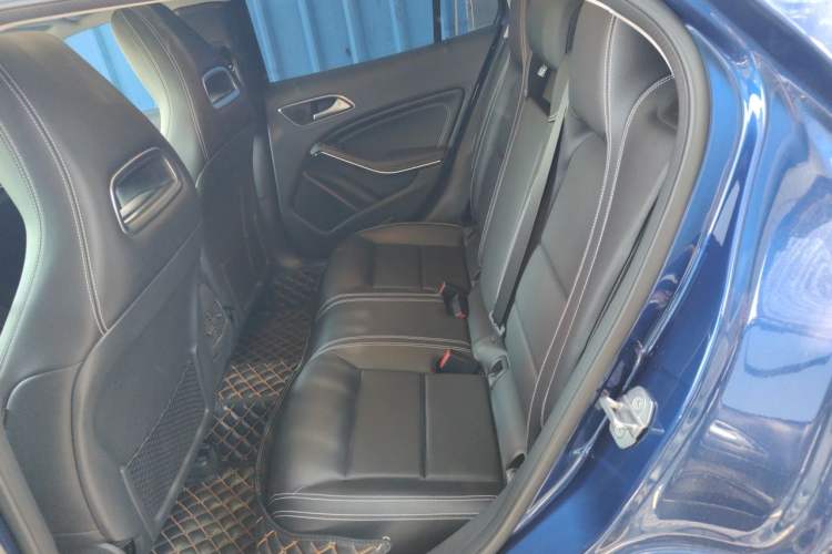 Used Mercedes-Benz GLA 2018 GLA 200 Sport Edition Left Rear Seat
