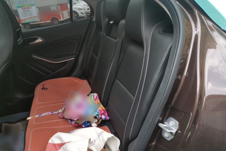 Used Mercedes-Benz GLA 2018 GLA 200 Fashion Model Left Rear Seat