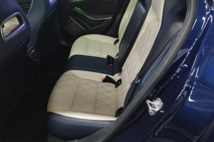 Used Mercedes-Benz GLA 2018 GLA 220 4MATIC Sport Edition Left Rear Seat