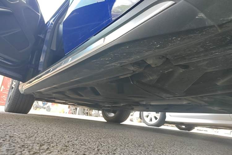 Used Mercedes-Benz GLA 2018 GLA 200 Fashion Model Left Side Sill