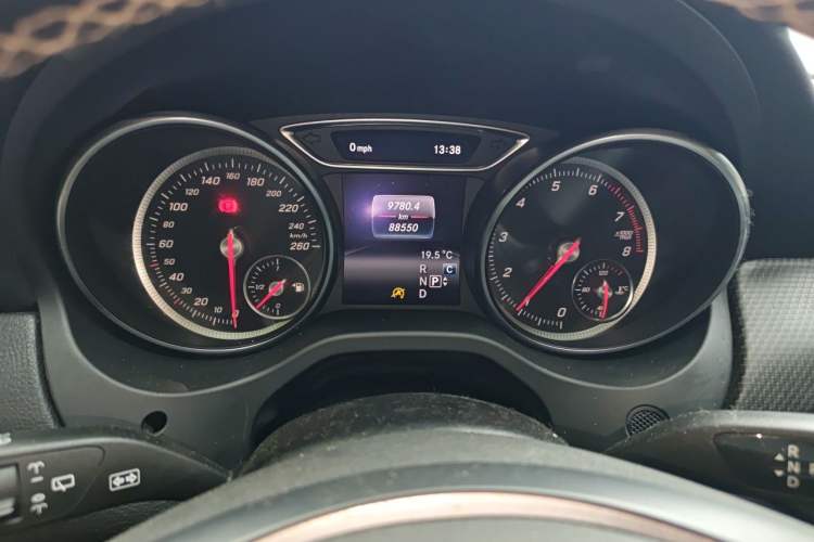 Used Mercedes-Benz GLA 2018 GLA 200 Fashion Model Odometer Close Up