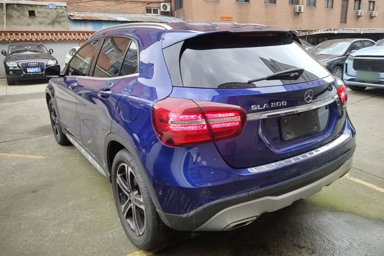Used Mercedes-Benz GLA 2018 GLA 200 Fashion Model Rear Left 45 Deg