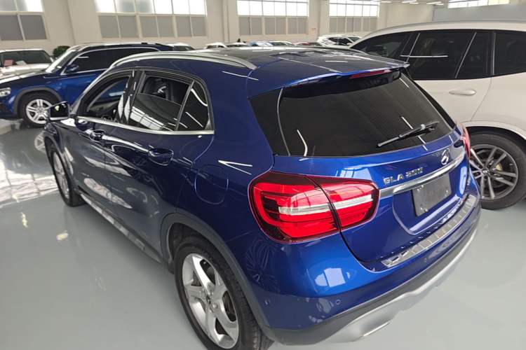 Used Mercedes-Benz GLA 2018 GLA 200 Sport Edition Rear Left 45 Deg