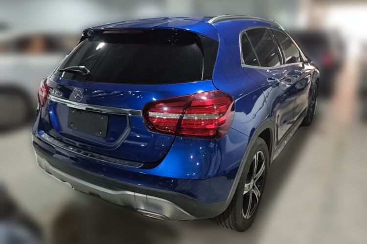 Used Mercedes-Benz GLA 2018 GLA 200 Fashion Model Rear Right 45 Deg