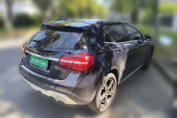 Used Mercedes-Benz GLA 2018 GLA 200 Fashion Model Rear Right 45 Deg