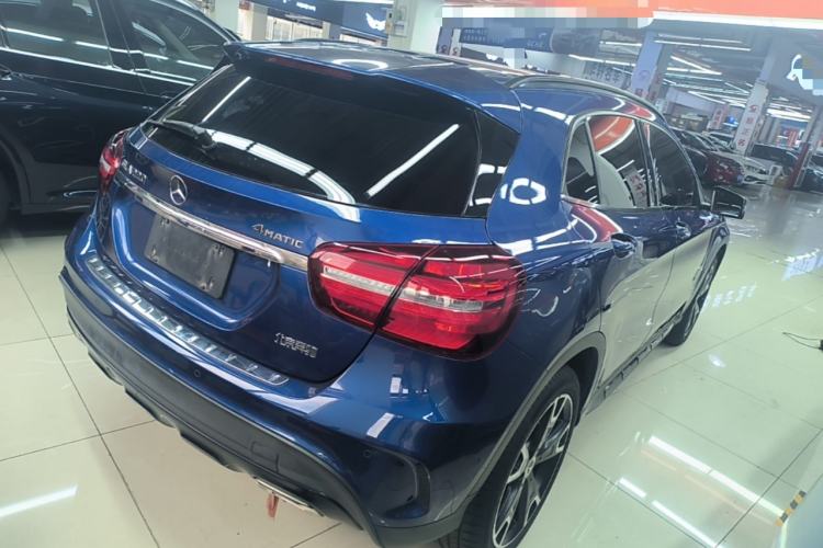 Used Mercedes-Benz GLA 2018 GLA 220 4MATIC Sport Edition Rear Right 45 Deg