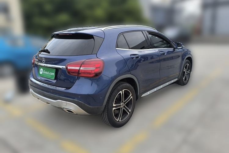 Used Mercedes-Benz GLA 2018 GLA 200 Fashion Model Rear Right 45 Deg