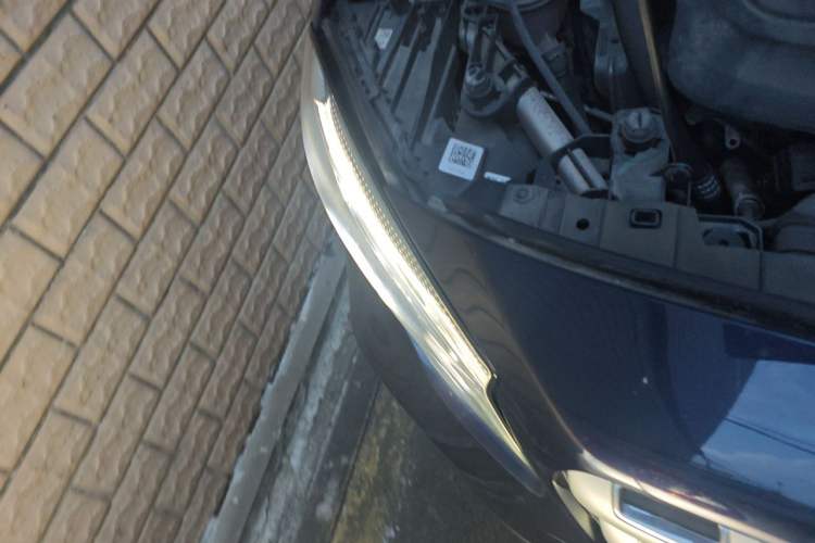 Used Mercedes-Benz GLA 2018 GLA 200 Fashion Model Right Front Headlight