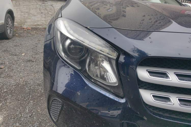Used Mercedes-Benz GLA 2018 GLA 200 Sport Edition Right Front Headlight