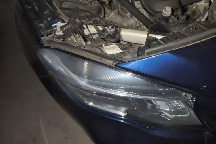 Used Mercedes-Benz GLA 2018 GLA 200 Sport Edition Right Front Headlight