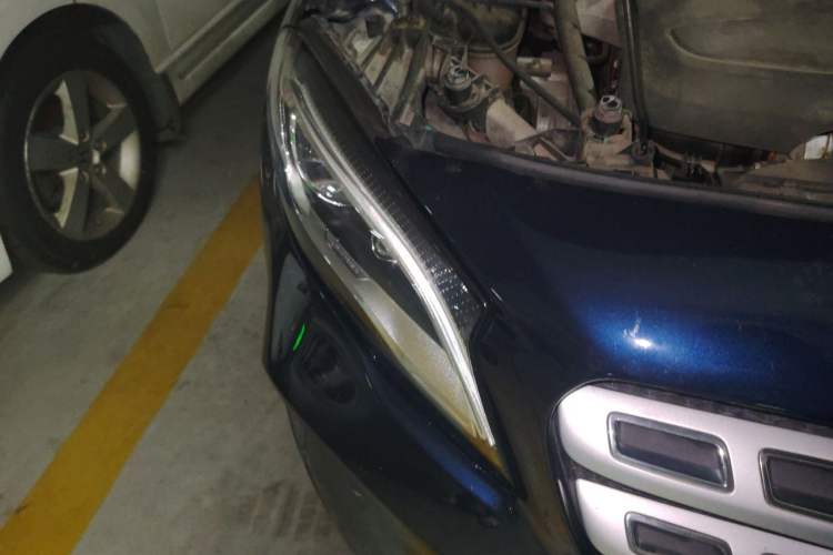 Used Mercedes-Benz GLA 2018 GLA 200 Fashion Model Right Front Headlight