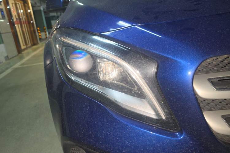 Used Mercedes-Benz GLA 2018 GLA 200 Fashion Model Right Front Headlight