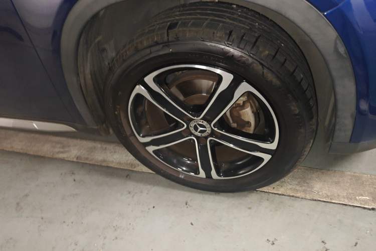 Used Mercedes-Benz GLA 2018 GLA 200 Fashion Model Right Front Wheel Hub