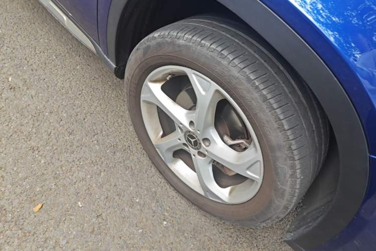 Used Mercedes-Benz GLA 2018 GLA 200 Sport Edition Right Front Wheel Hub