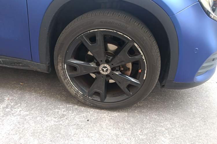Used Mercedes-Benz GLA 2018 GLA 220 4MATIC Sport Edition Right Front Wheel Hub