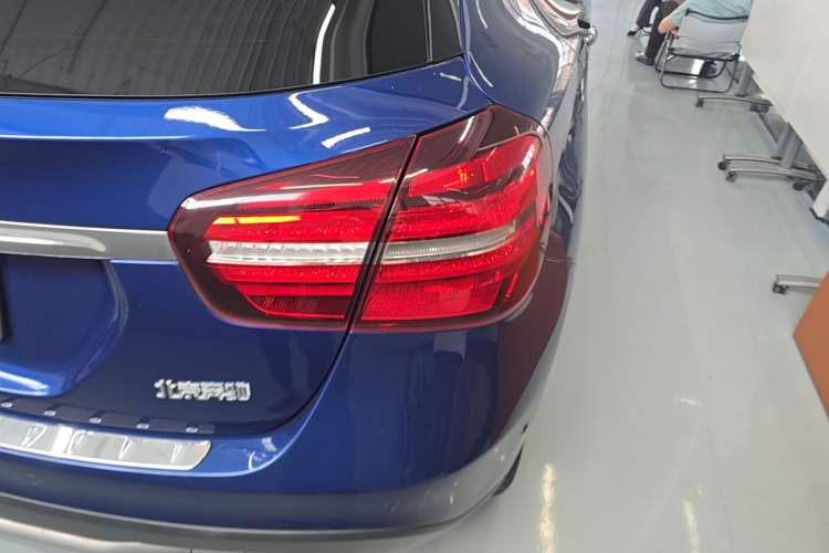 Used Mercedes-Benz GLA 2018 GLA 200 Sport Edition Right Rear Taillight