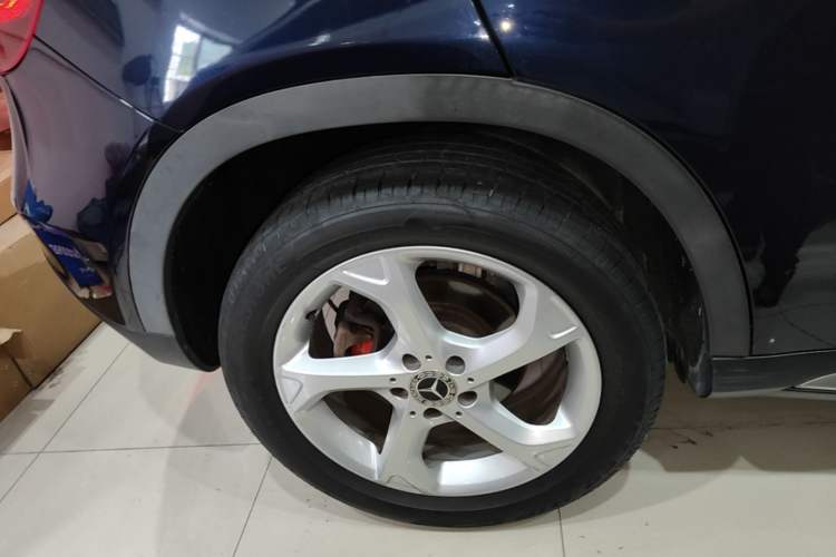 Used Mercedes-Benz GLA 2018 GLA 200 Sport Edition Right Rear Wheel Hub