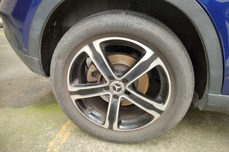 Used Mercedes-Benz GLA 2018 GLA 200 Fashion Model Right Rear Wheel Hub