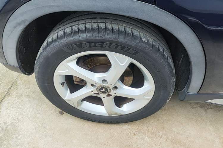 Used Mercedes-Benz GLA 2018 GLA 200 Sport Edition Right Rear Wheel Hub