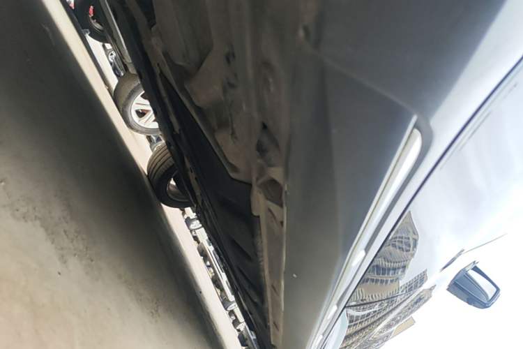 Used Mercedes-Benz GLA 2018 GLA 200 Sport Edition Right Side Sill
