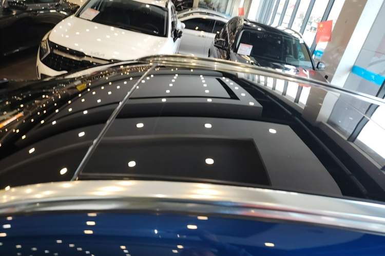 Used Mercedes-Benz GLA 2018 GLA 200 Fashion Model Roof