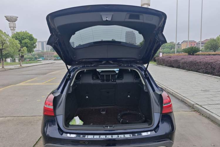 Used Mercedes-Benz GLA 2018 GLA 200 Fashion Model Trunk
