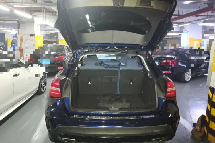 Used Mercedes-Benz GLA 2018 GLA 220 4MATIC Sport Edition Trunk