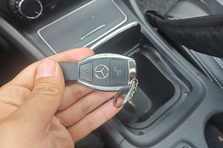 Used Mercedes-Benz GLA 2018 GLA 200 Sport Edition Vehicle Key