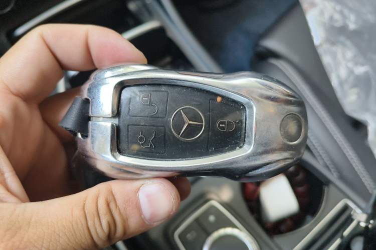 Used Mercedes-Benz GLA 2018 GLA 200 Fashion Model Vehicle Key
