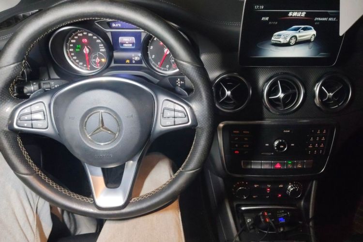 Used Mercedes-Benz GLA 2018 GLA 200 Fashion Model Audio And AC Panel