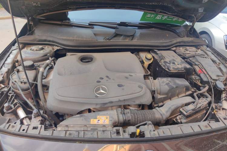 Used Mercedes-Benz GLA 2018 GLA 220 4MATIC Sport Edition Engine Bay
