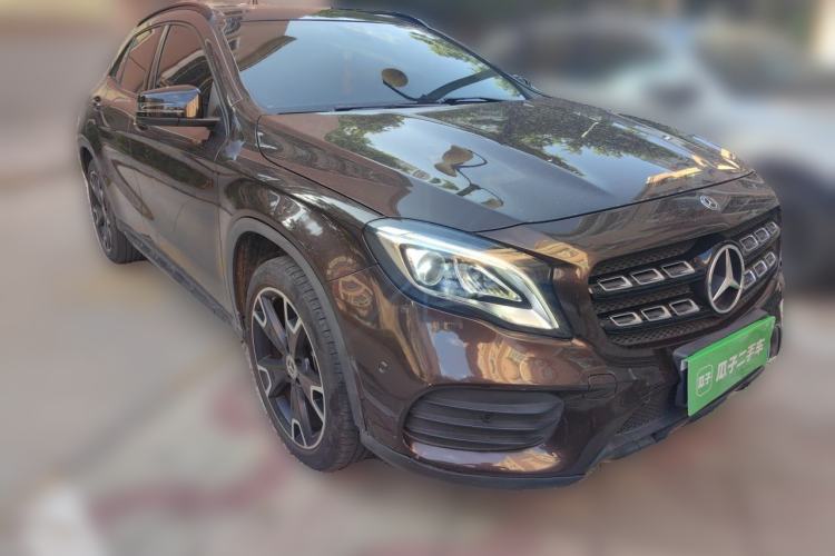 Used Mercedes-Benz GLA 2018 GLA 220 4MATIC Sport Edition Front Right 45 Deg