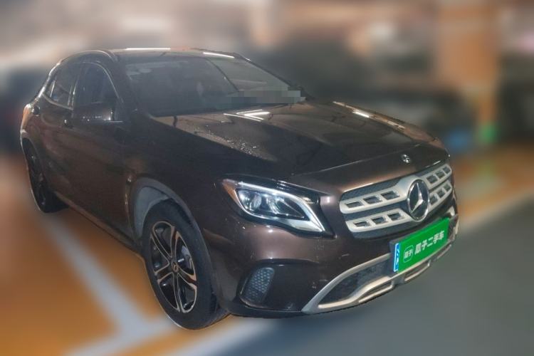 Used Mercedes-Benz GLA 2018 GLA 200 Fashion Model Front Right 45 Deg