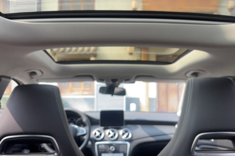 Used Mercedes-Benz GLA 2018 GLA 200 Sport Edition Headliner