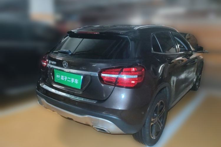 Used Mercedes-Benz GLA 2018 GLA 200 Fashion Model Rear Right 45 Deg