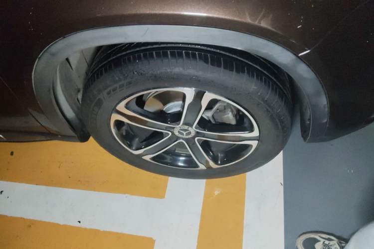 Used Mercedes-Benz GLA 2018 GLA 200 Fashion Model Right Front Wheel Hub